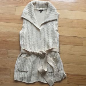 Escada 100% cashmere vest ivory size 44